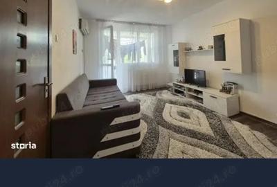 Vand apartament zona centrala etaj 2 - 2