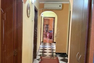 4 CAMERE // 9 MAI // 2 BAI // 2 BALCOANE - 3