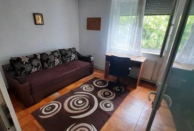 Apartament cu 2 camere decomandat în UTA - 5