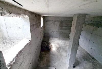 Casă cu 5 camere cu Teren 2426 Mp în Matca - 2