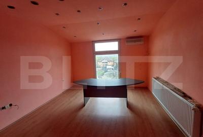 Spa?iu comercial de inchiriat, 3 incaperi, 230 mp, zona Na - 15