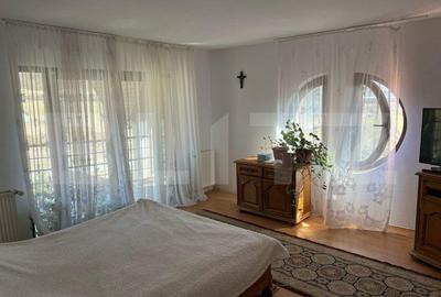 Casă cu 4 camere cu Teren 3800 Mp în Voiniceni - 1