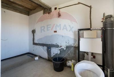 Casă cu 2 camere cu Teren 567 Mp în Vest - 5