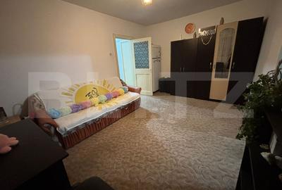 Apartament cu 3 camere nedecomandat, mobilat în Podu Roș - 3