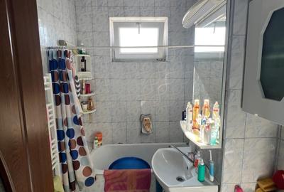 Zona TIC TAC  Apartamet cu 3 camere, centrala gaze - 7