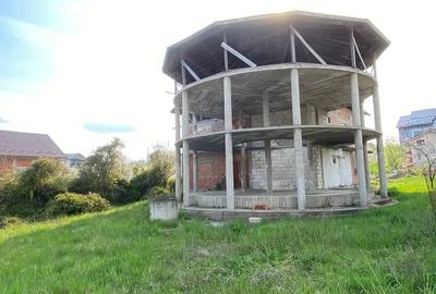 Vand casa la ro?u in Valenii de Munte - 4