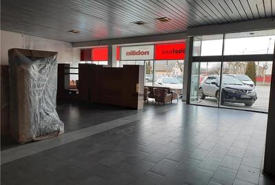 Spatiu Comercial - 300 mp - Showroom  - Servicii - 6