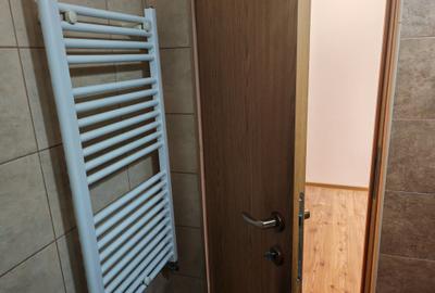 Apartament 3 camere liber la vanzare zona Astra - 18