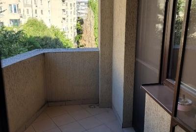 Apartament cu 2 camere decomandat în Calea Călărașilor - 5