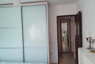 Proprietar, ofer spre vanzare un apartament cu 2 camere, bloc din 1984 anvelopat - 3