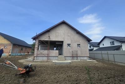Casă cu 3 camere în Central - 12