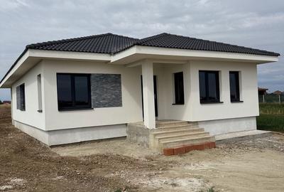 Casă cu 3 camere în Tărian - 7