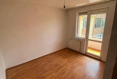 Apartament cu 3 camere decomandat în Precista - 2