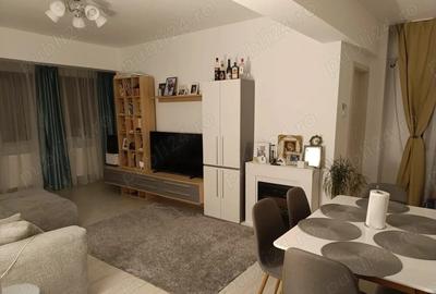 Apartament cu 4 camere decomandat, mobilat în Drumul Taberei