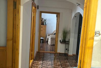 Apartament cu 2 camere decomandat în Central - 4