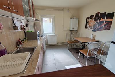 Apartament 3 camere liber la vanzare zona Centrul Civic - 12