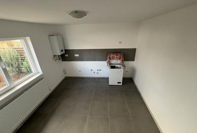 Glina stadion casa parter 4 camere - 12