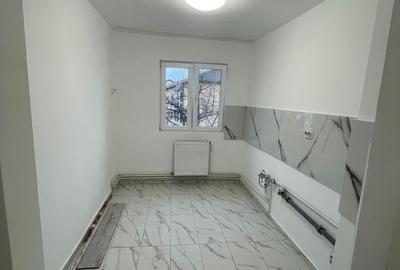 Apartament cu 2 camere semidecomandat în Dâmbovița - 1