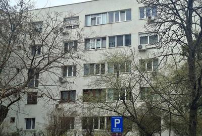 Apartament cu 3 camere semidecomandat în Titan - 20