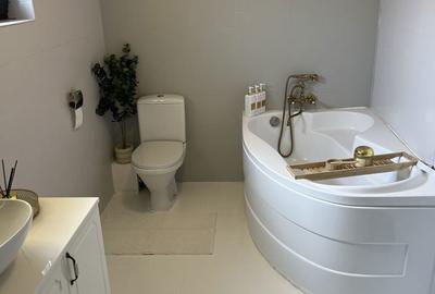 Casă cu 4 camere în Berceni - 3