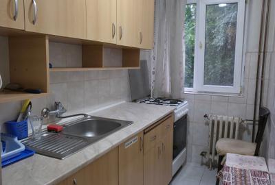 Apartament cu 2 camere semidecomandat, mobilat în Spitalul Județean - 1