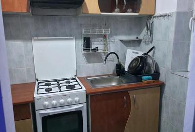 Garsonieră decomandată în Central - 2