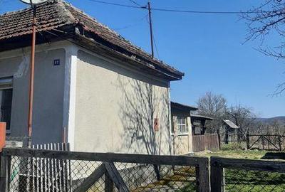 Casă cu 4 camere cu Teren 25 Mp în Orașu Nou - 5
