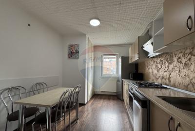 Apartament 3 camere de inchiriat Vitrometan Apartament 3 camere de inchiriat Vitrometan - 7