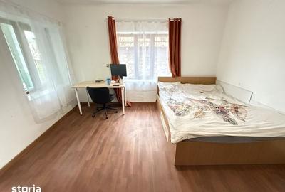 Casă cu 4 camere cu Teren 92 Mp în Moldovenești - 2