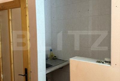 Apartament cu 3 camere, decomandat, zona George Enescu - 7