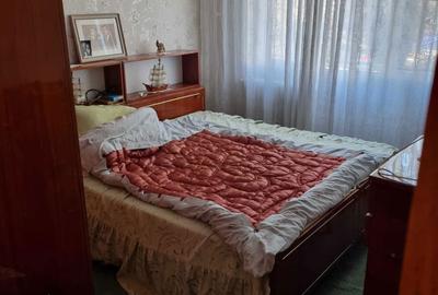 Apartament cu 4 camere decomandat în Berceni - 1