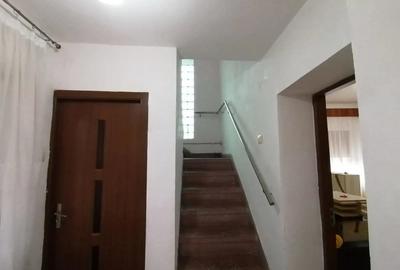 Casă cu 3 camere cu Teren 100 Mp în Central - 5