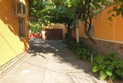 Casă cu 5 camere în Central - 5