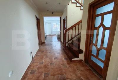 Casa Ultracentral cu 5 camere in suprafa?a de 300 mp ?i un teren de 600 mp - 9