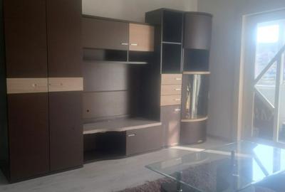 Apartament cu 3 camere în Central - 3