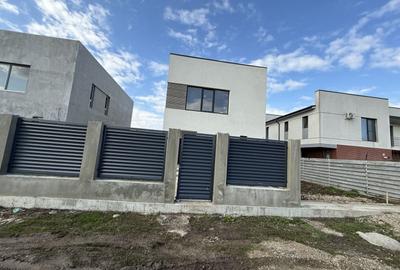 Casă individuală cu 4 camere cu Canalizare în Tunari - 58