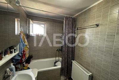 Apartament decomandat vanzare 2 camere 76 mp zona Tiglari - 10