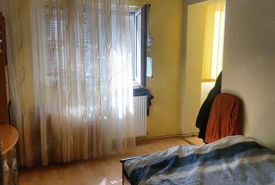 Apartament cu 4 camere decomandat în Bucovina - 2