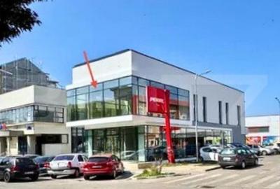 Spațiu comercial, de 150 mp, în Central - 6