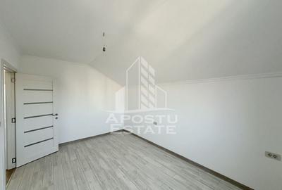 Jumatate de duplex cu 4 camere, teren 325 mp, Becicherecu Mic - 10