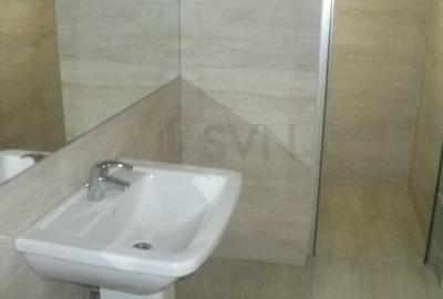 Spațiu comercial, de 251 mp, în Titulescu - 15