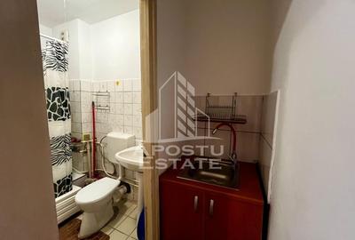 Apartament o camera, etaj 4, bloc anvelopat, Complexul Studentesc - 7