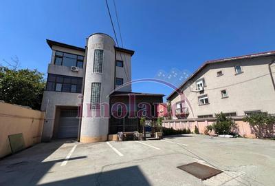 Casă cu 15 camere cu Teren 840 Mp în Jiului - 1