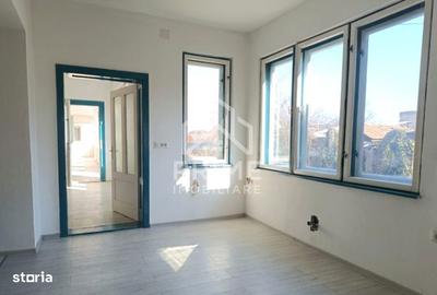 Casă cu 6 camere cu Teren 1100 Mp în Teiu - 10