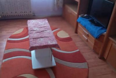 Inchiriez GARSONIERA Bistri?a str. Drago? Voda 5,et.4 - 2