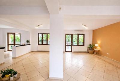 Casă cu 7 camere cu Garaj în Bartolomeu - 2