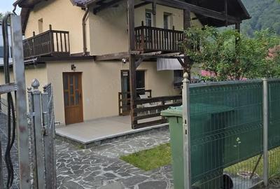 Casă cu 3 camere cu Teren 400 Mp în Sinaia - 2