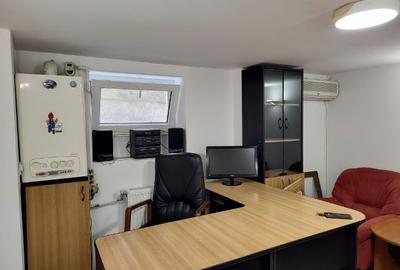 Bd. Unirii – Tribunal  Spatiu Birouri – Avocatura / Notariat 30 mp. - 3