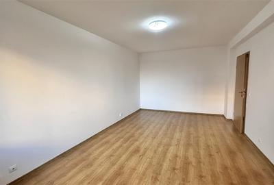 Apartament cu 2 camere decomandat în Tractorul - 5