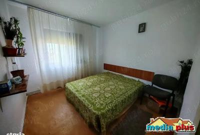 Apartament cu 4 camere semidecomandat în Micro 39 - 4